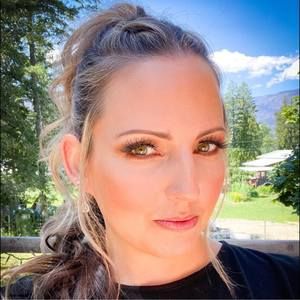 Meet your Posher, Dawn